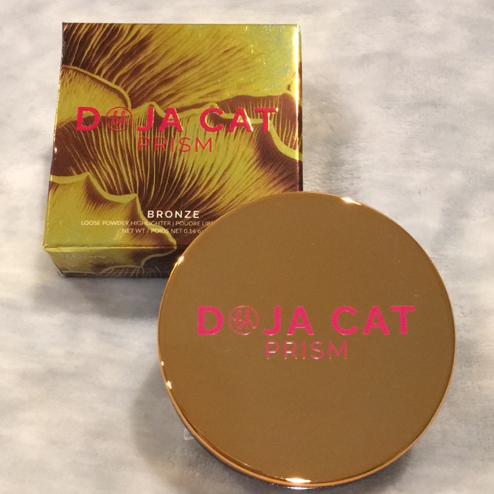 Doja Cat Prism Bronze Loose Powder Highlighter shimmery bronzing powder NWT .16o